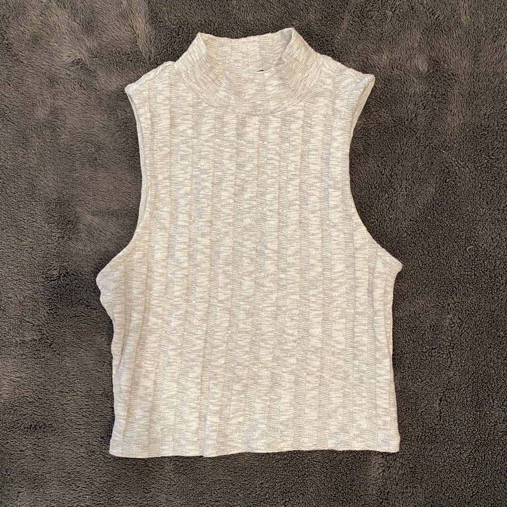 Forever 21 Gray Cropped Tank Top